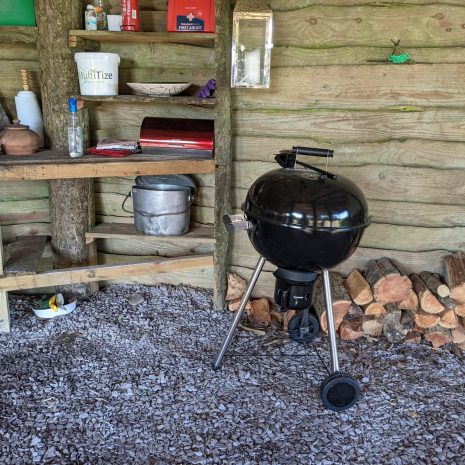 communal kitchen area at temple druid campsite